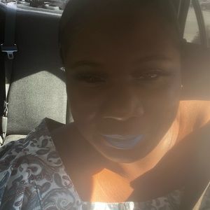 Meet your Posher, Precious